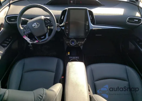 2022 Toyota Prius Prime Le z USA, uszkodzony, nr VIN JTDKAMFP2N3212048